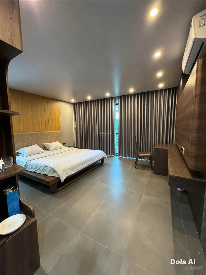Xẻ khe ecopark hải dương dt 142,5m rộng 7,5m. nội thất xịn đẹp  e nga 0912 026 ***.