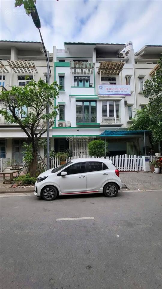Chính chủ cần bán nhanh liền kề kđt xuân phương