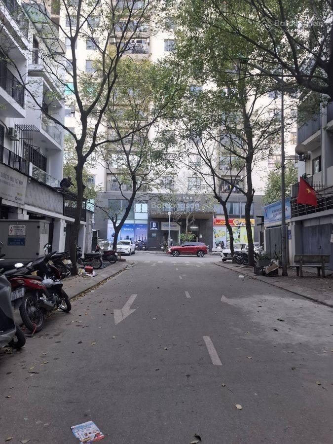 Chính chủ cần bán nhanh liền kề kđt xuân phương