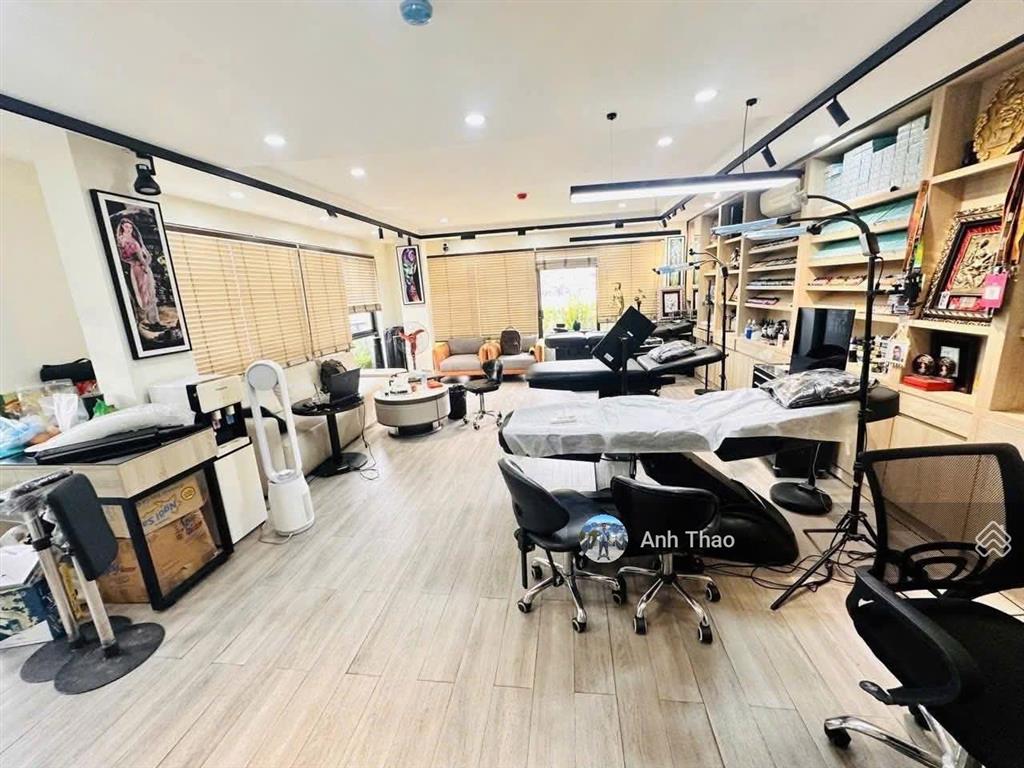 Bán nhà mặt phố la thành | 45m2 | mặt tiền 5m | giá 3x tỷ