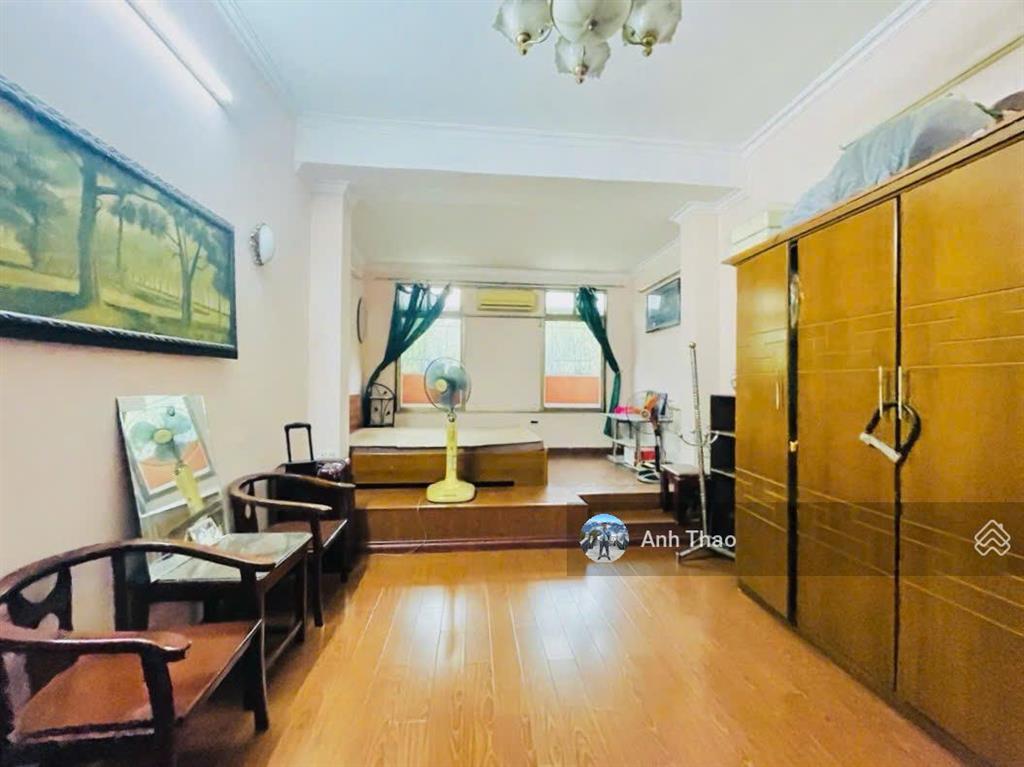 Siêu hot | mặt phố đặng tiến đông | 30m2 x 4 tầng | mt 4m | giá chỉ 18.8 tỷ