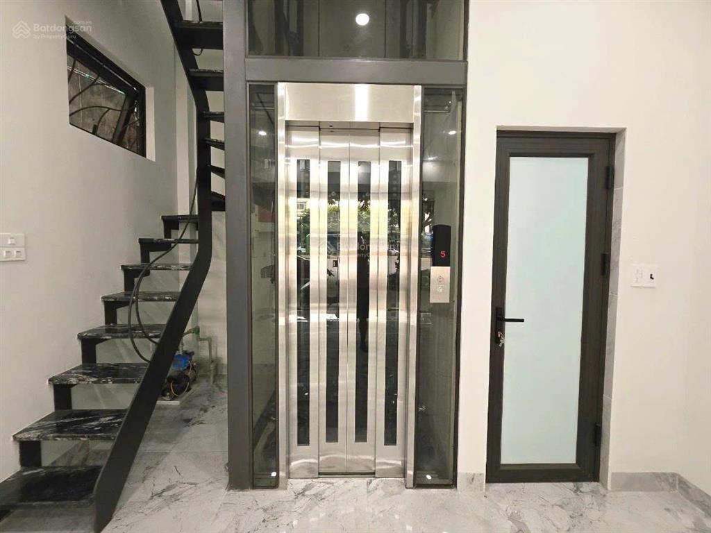 Siêu hiếm, lô góc | mặt phố minh khai | 30m2 x 6 tầng mới | mt 3.8m | giá 25 tỷ