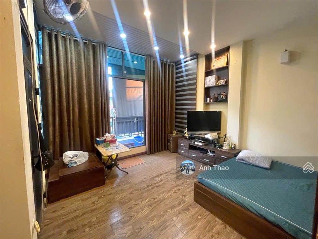 Bán mặt phố tạ quang bửu | 30m2 x 5 tầng | mt 4m | giá chỉ 13.5 tỷ