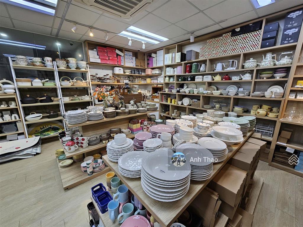 Cực phẩm | mặt phố nguyễn văn tuyết | 97m2 | mặt tiền 12m | giá 77 tỷ