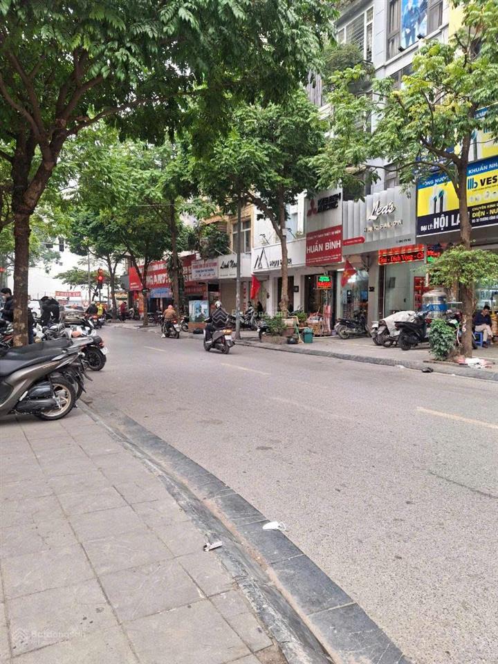 Hàng hiếm cực đẹp | mặt phố trương công giai | 32m2 | mt 3.2m | giá chỉ 18 tỷ