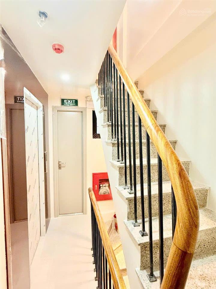 Cực đẹp siêu phẩm | mặt đường bưởi | 46m2 x 9 tầng | mt 3.5m | giá 31 tỷ