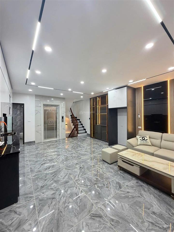 Siêu phẩm mặt phố hoàng mai | 50m2 x 6 tầng | mt 4.1 m | chỉ 17.9 tỷ