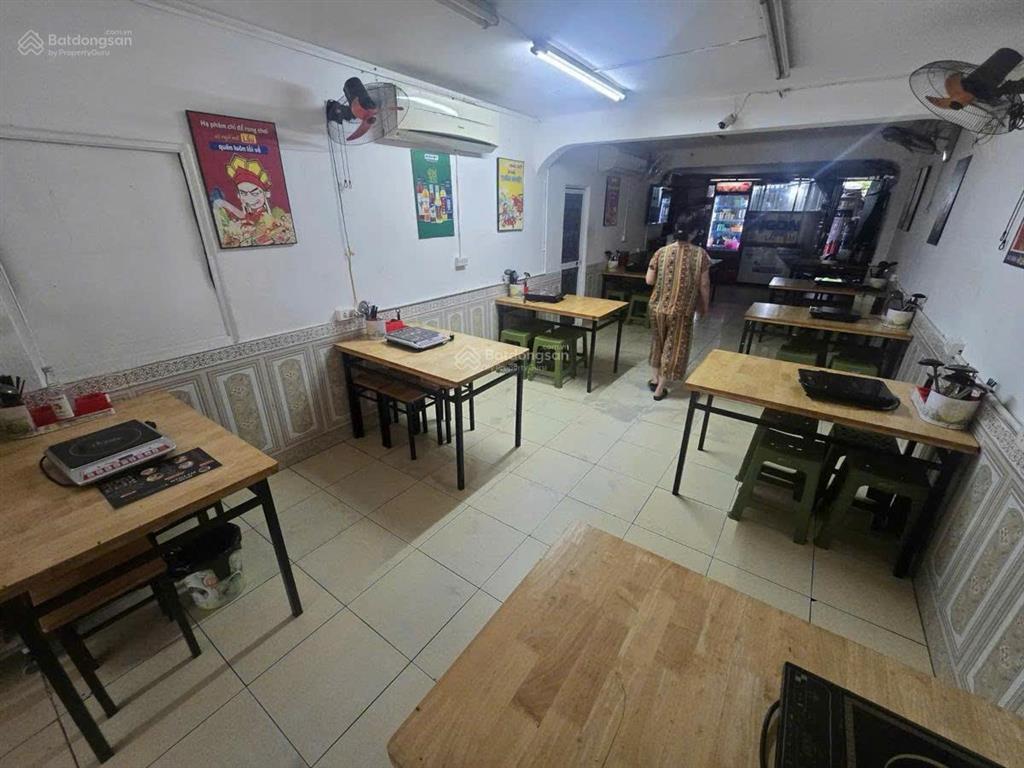 Bán tầng 1 | mặt phố lê thanh nghị | 100m2 | mt 5m | giá chỉ 11.5 tỷ