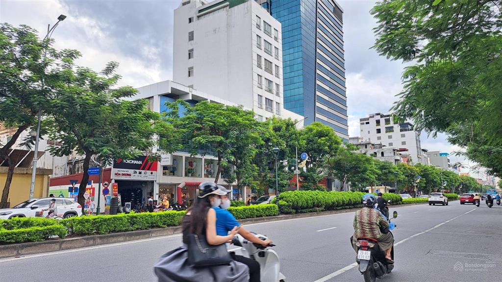 Siêu phẩm nhà mới | mặt phố nguyễn văn cừ | 60m2 x 7 tầng | mt 4m | giá chỉ 33.5 tỷ