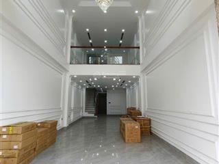 Siêu phẩm nhà mới | mặt phố nguyễn văn cừ | 60m2 x 7 tầng | mt 4m | giá chỉ 33.5 tỷ