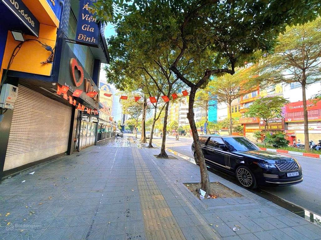 Hàng hiếm | trung tâm cầu giấy | mặt phố trần thái tông | 30m2 x 4 tầng | mt 3.5m | chỉ 27 tỷ