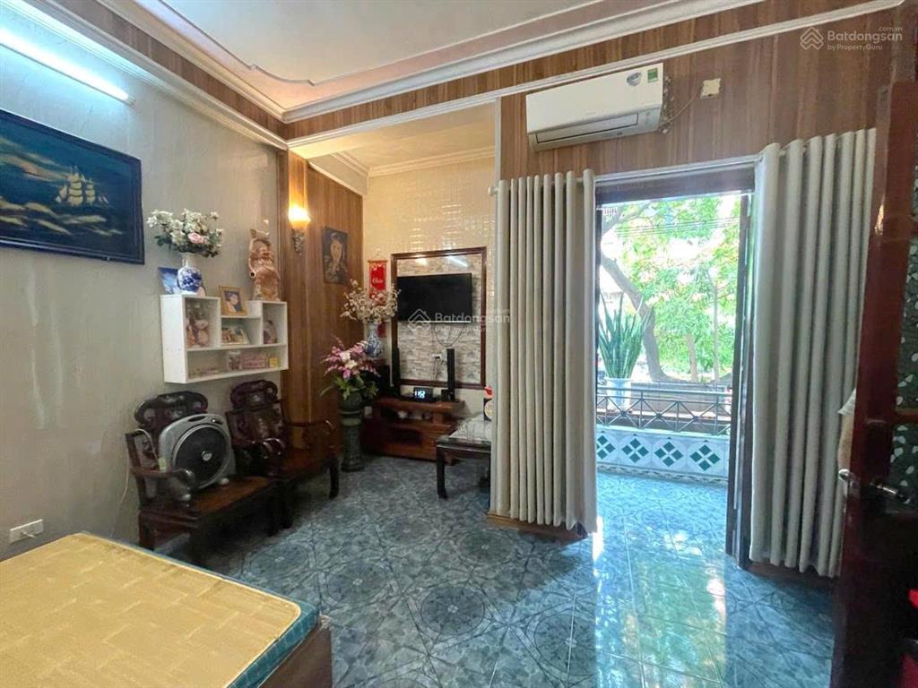Siêu phẩm cực hiếm | mặt phố lê thanh nghị | 30m2 x 5 tầng | mặt tiền 6.8m | chỉ 16.2 tỷ