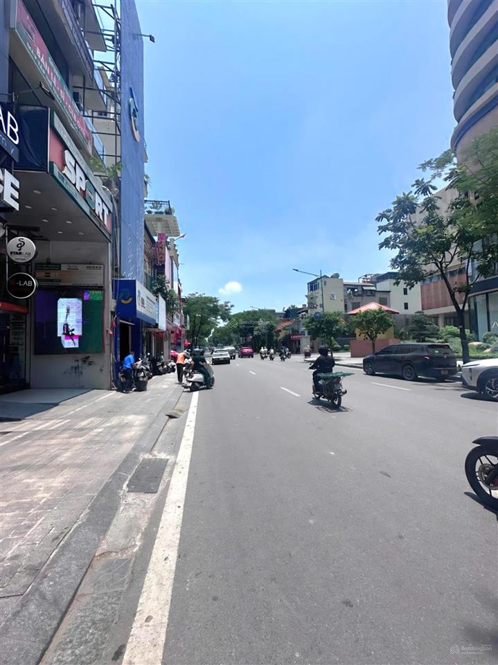Siêu phẩm | mặt phố nguyễn thái học | 103m2 x 2 tầng | mt 4.3m | chỉ 72 tỷ