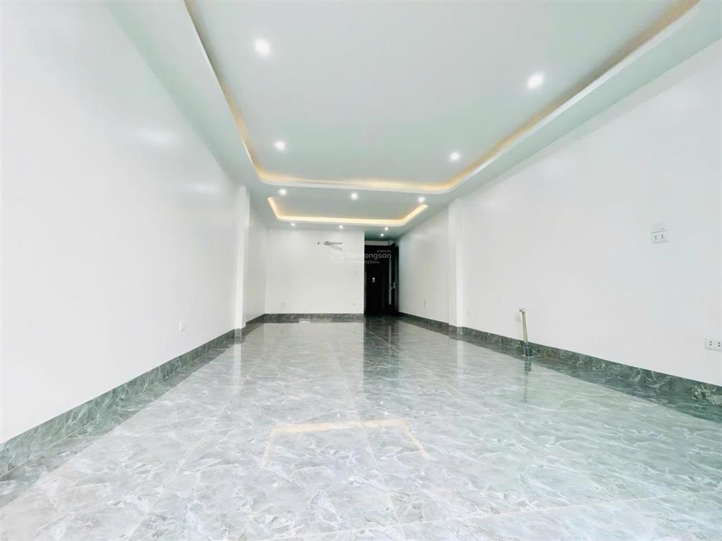 Siêu phẩm | mặt phố hoàng mai lớn | 60m2 x 7 tầng | mt 4.1m | chỉ 36.8 tỷ