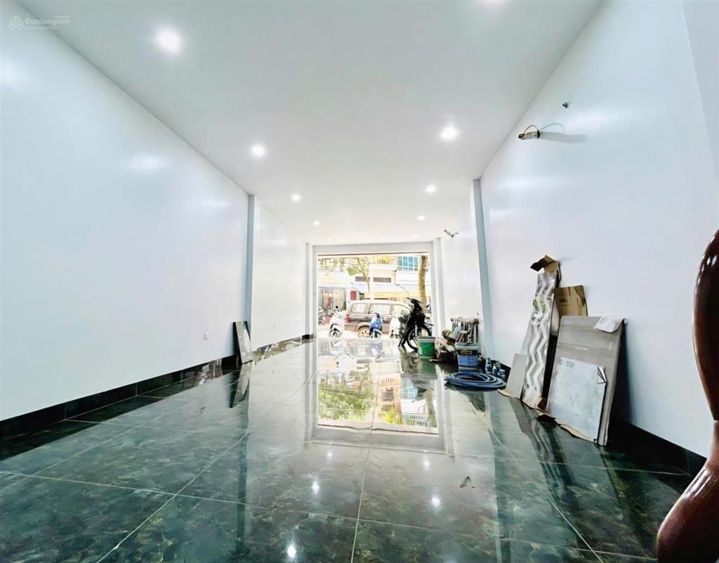 Siêu phẩm | mặt phố hoàng mai lớn | 60m2 x 7 tầng | mt 4.1m | chỉ 36.8 tỷ