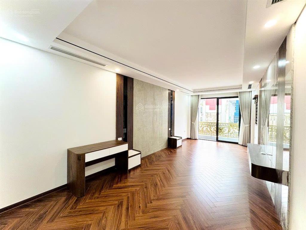 Siêu phẩm mới | mặt phố giáp bát | 51 m2 x 6 tầng | mt 3.4m | giá chỉ 22.8 tỷ