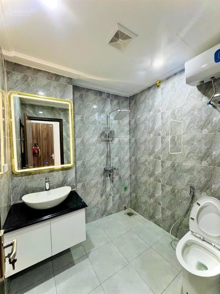 Siêu phẩm mới | mặt phố giáp bát | 51 m2 x 6 tầng | mt 3.4m | giá chỉ 22.8 tỷ