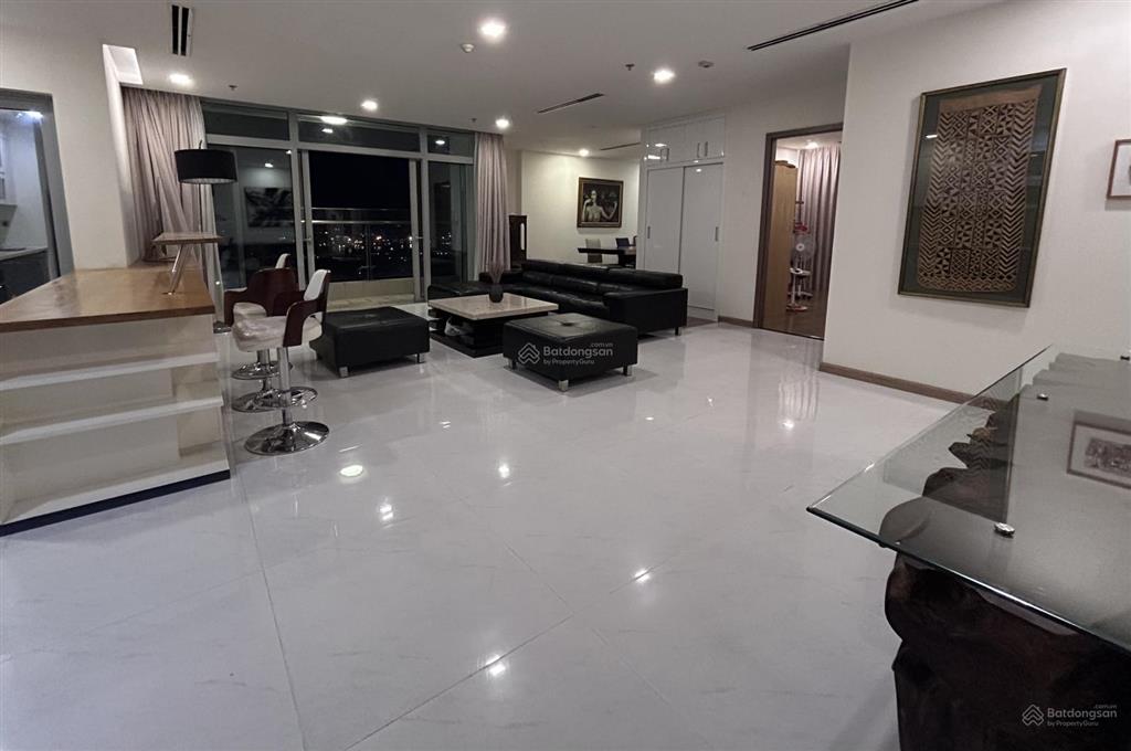 Cho thuê ch 4pn, 3wc, ở vinhomes central park  tòa park1, lầu 34, căn gốc  mặt sông