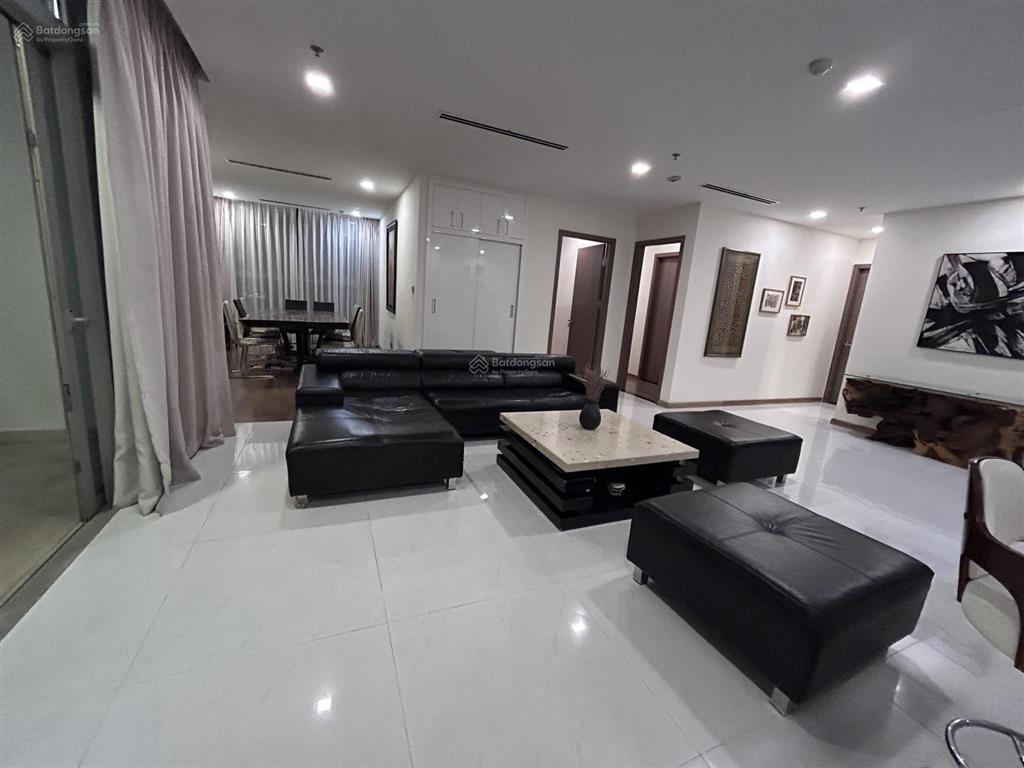 Cho thuê ch 4pn, 3wc, ở vinhomes central park  tòa park1, lầu 34, căn gốc  mặt sông