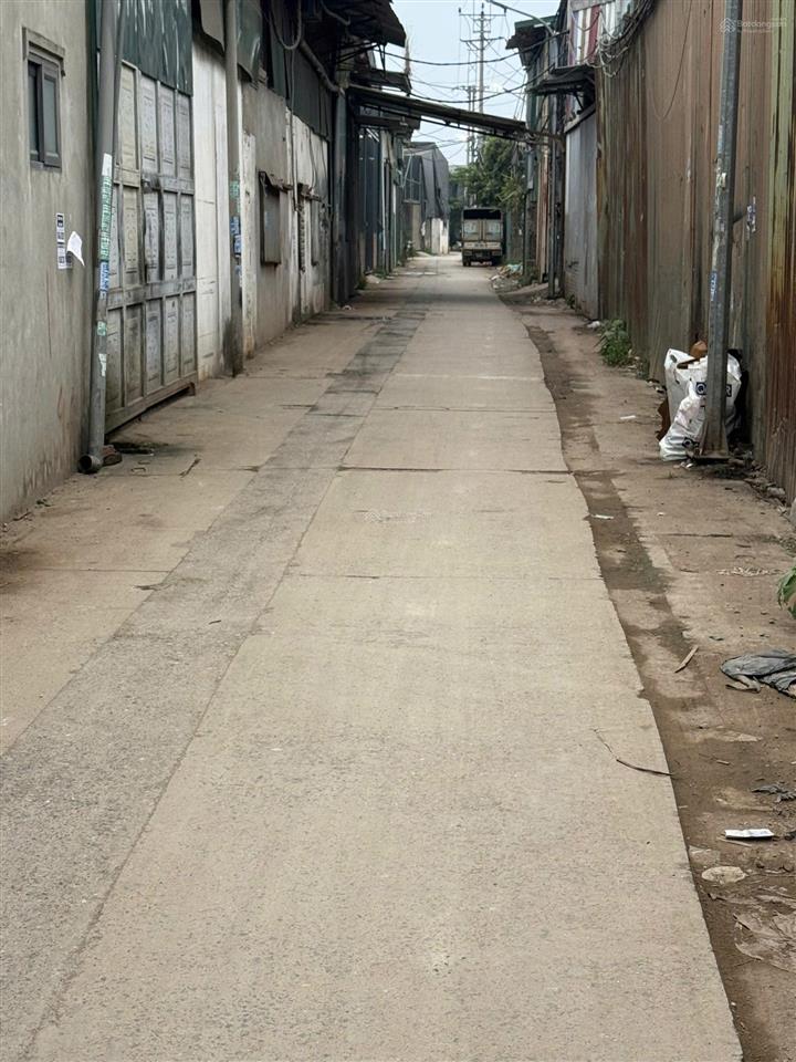 Chính chủ bán kho xưởng kiên cố nước sạch điện 3 pha đầy đủ