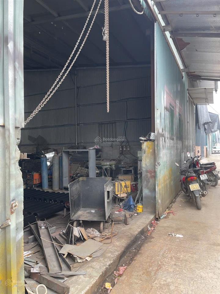 Chính chủ bán kho xưởng kiên cố nước sạch điện 3 pha đầy đủ