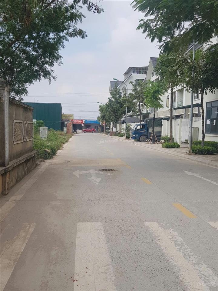 Cho thuê nhà trục chính kinh doanh cách đường lê trọng tấn 500m giá chỉ có 5tr/thg