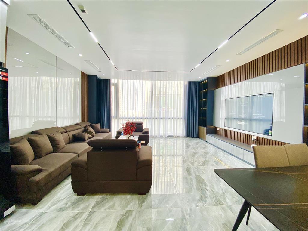 Cần bán gấp căn 100m2, 3 phòng ngủ đầy đủ nội thất giá  6 tỷ chung cư quân đội thạch bàn  lb