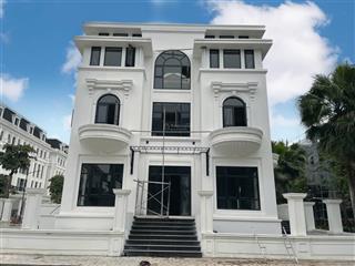 Chính chủ gửi bán bt vip hướng đông, nhà thô, diện tích 277m2, giá chạy làng ngộp bank,giá 260tr/m2