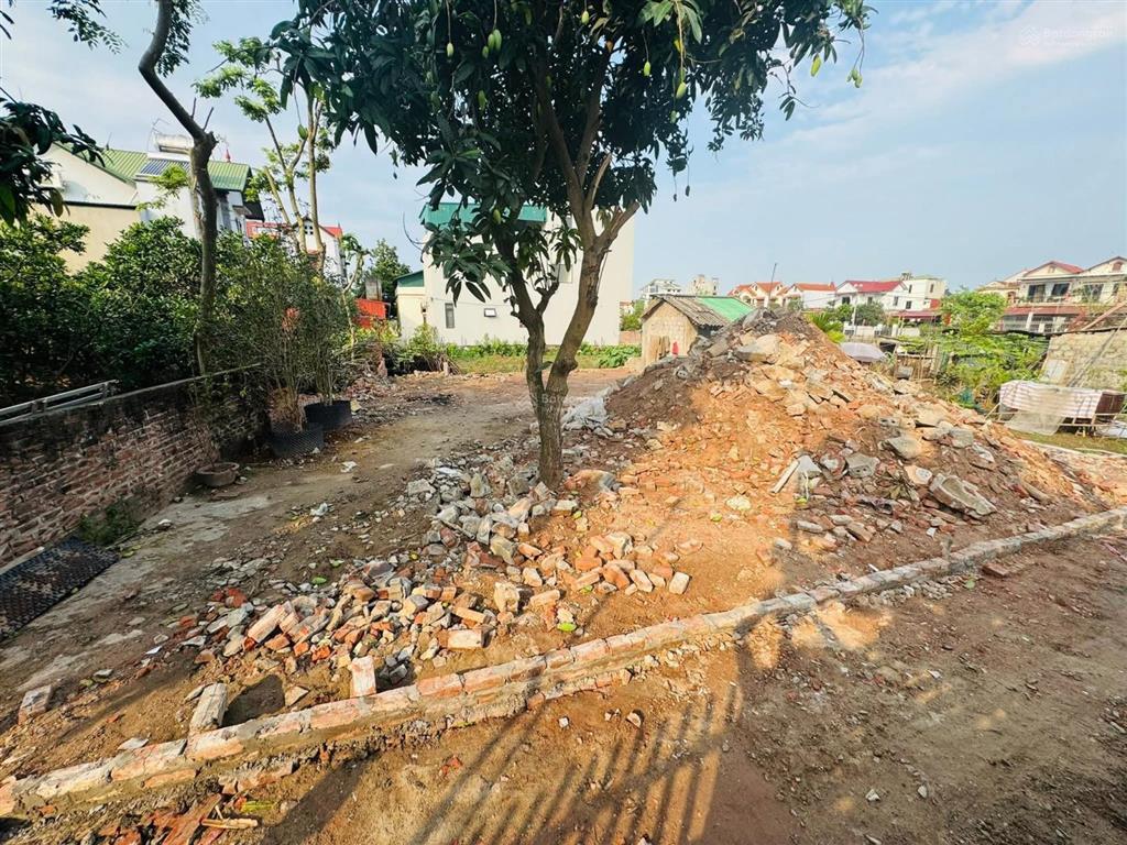 Ra hàng lô hàng f0 phi liệt văn giang  chỉ 2.x tỷ