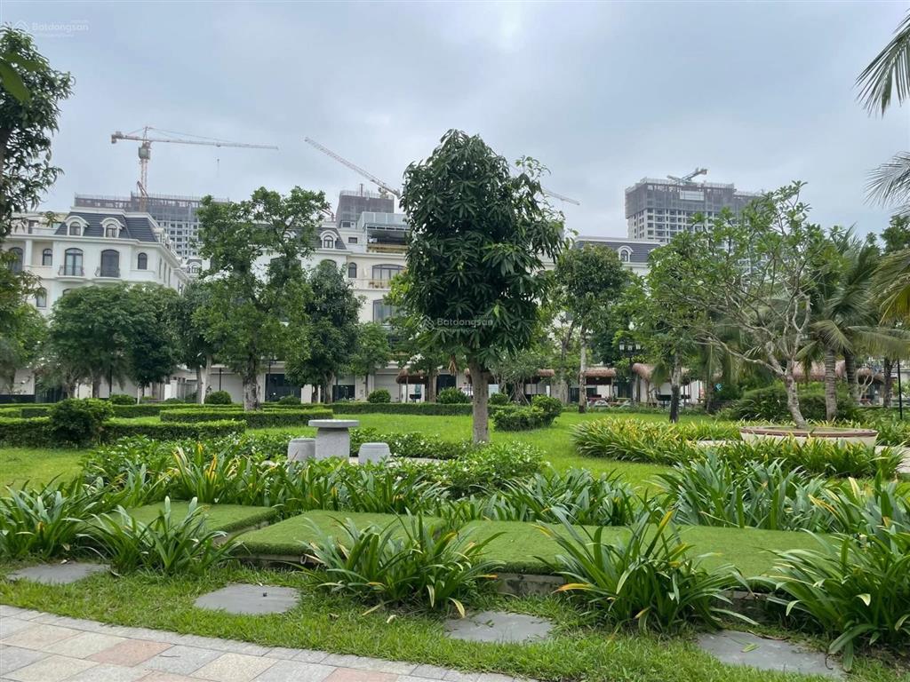 Tôi cần bán gấp chà là hoàn thiện 5 tầng giá 7,5 tỷ bao phí  có thương lượng khách thiện chí