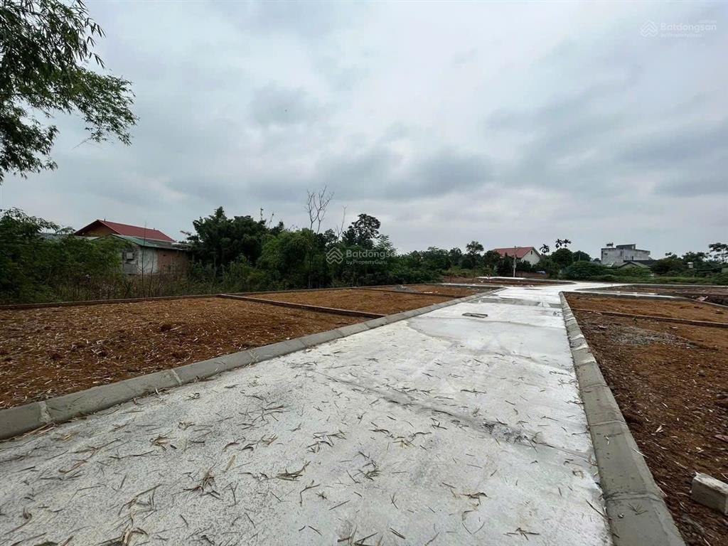 Bán đất tại xã hòa thạch, 2,2 tỷ, 100m2, mặt tiền 9m, pháp lý sổ đỏ