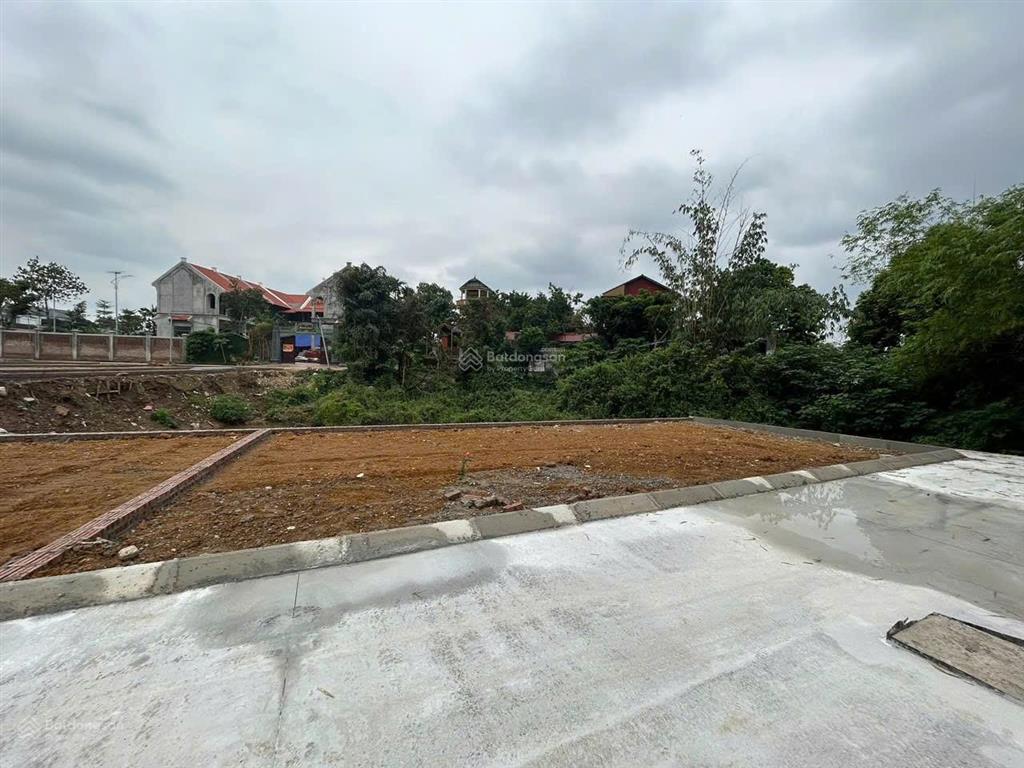 Bán đất tại xã hòa thạch, 2,2 tỷ, 100m2, mặt tiền 9m, pháp lý sổ đỏ