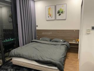 Chính chủ cho thuê gấp căn hộ 30m2 full nội thất cao cấp giá duy nhất 8 tr/th vinhomes greenbay