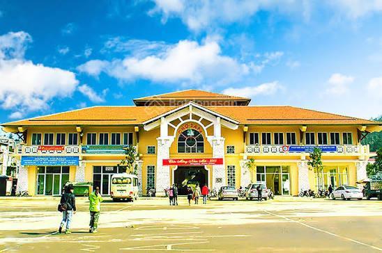 Bán đất full thổ cư 233,6m² gần chợ sa pa  giá 16 tỷ có thương lượng