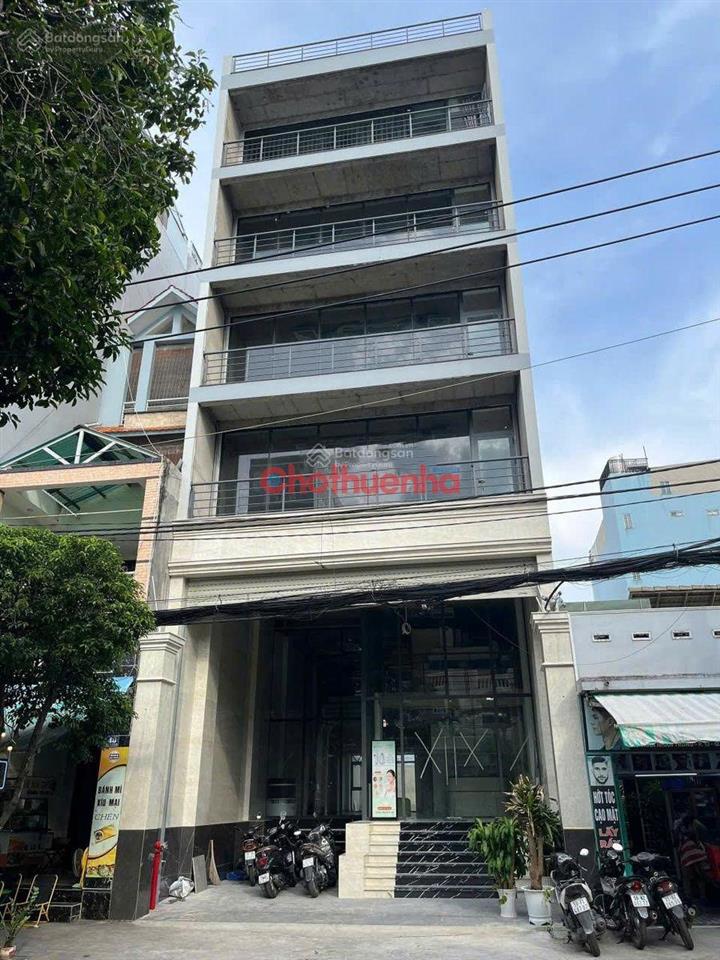 Cho thuê toà nhà dtsd 2000m2 có thang máy trung tâm ninh kiều cần thơ giá 70 triệu
