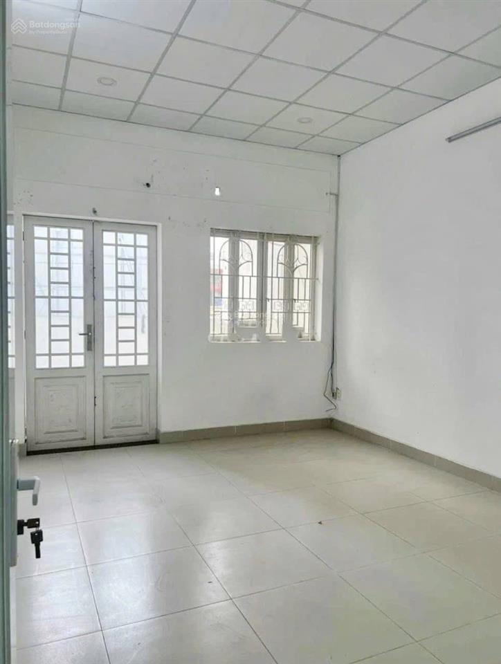 Cho thuê nhà 3pn 4x25m mặt tiền kinh doanh đường nguyễn thị thập quận 7