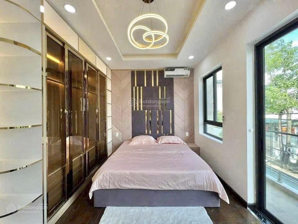 Cho thuê nhà full nội thất 4pn 5wc 5x16m kdc hoàng quốc việt quận 7