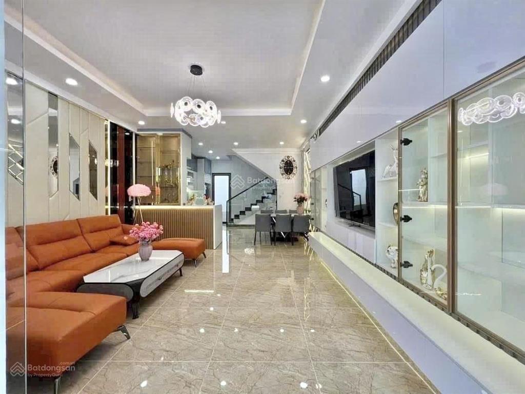 Cho thuê nhà full nội thất 4pn 5wc 5x16m kdc hoàng quốc việt quận 7