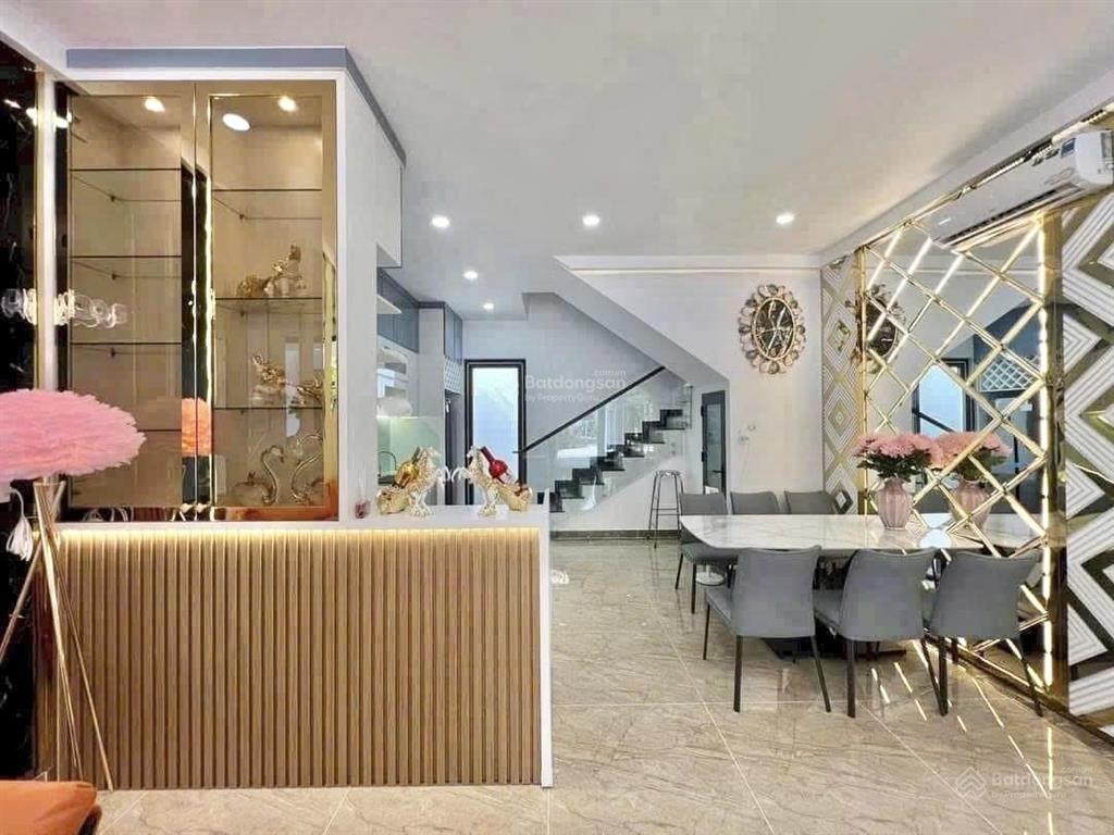 Cho thuê nhà full nội thất 4pn 5wc 5x16m kdc hoàng quốc việt quận 7