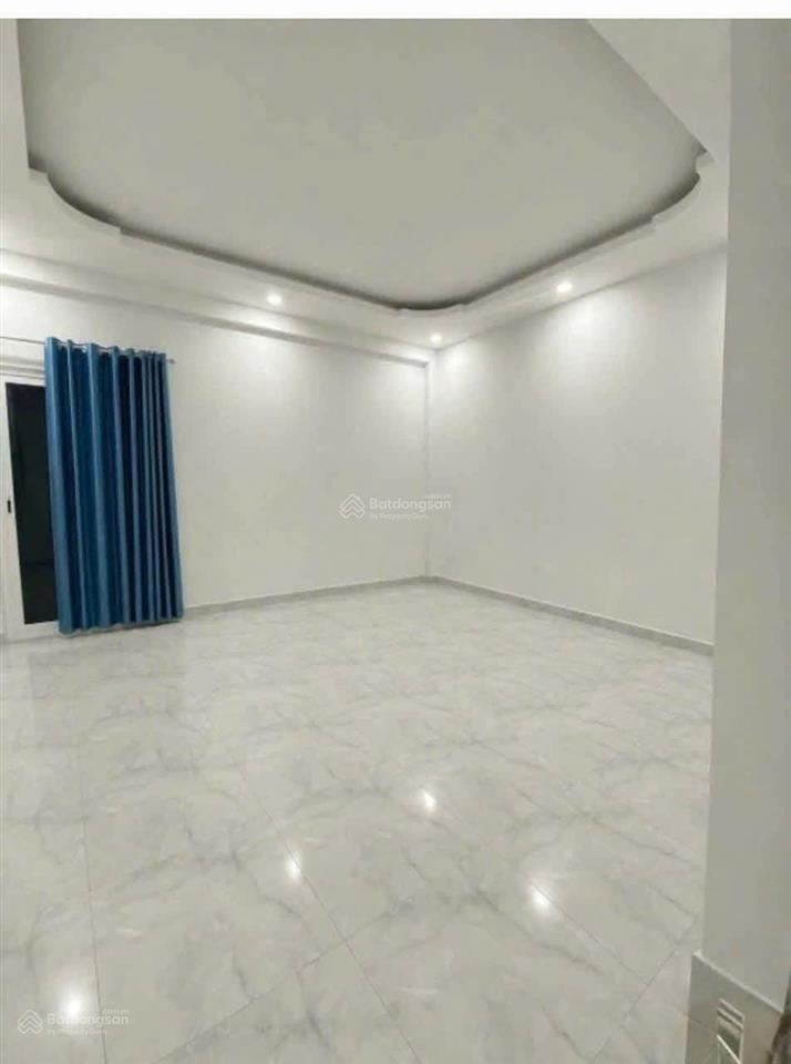 Cho thuê nhà 1 trệt 2 lầu 5x18m mặt tiền đường số phường tân quy quận 7