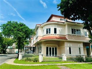 Chủ chuyển công tác cần bán cặp góc biệt thự siêu đẹp ngay công viên tại làng chuyên gia the oasis.