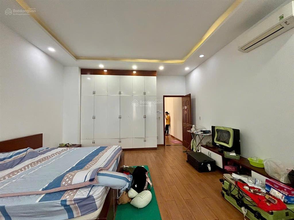 Cần cho thuê căn biệt thự vườn, full nội thất 4pn tại làng chuyên giathe oasis,thuận an, bình dương
