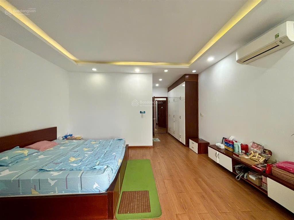 Cần cho thuê căn biệt thự vườn, full nội thất 4pn tại làng chuyên giathe oasis,thuận an, bình dương