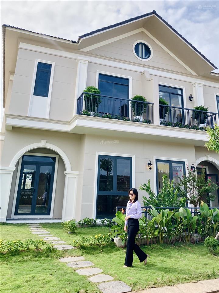 Cần bán biệt thự song lập 120m2 ven sông cạnh khu tiện ích cluphouse,giá tốt có 102.  0975 362 ***