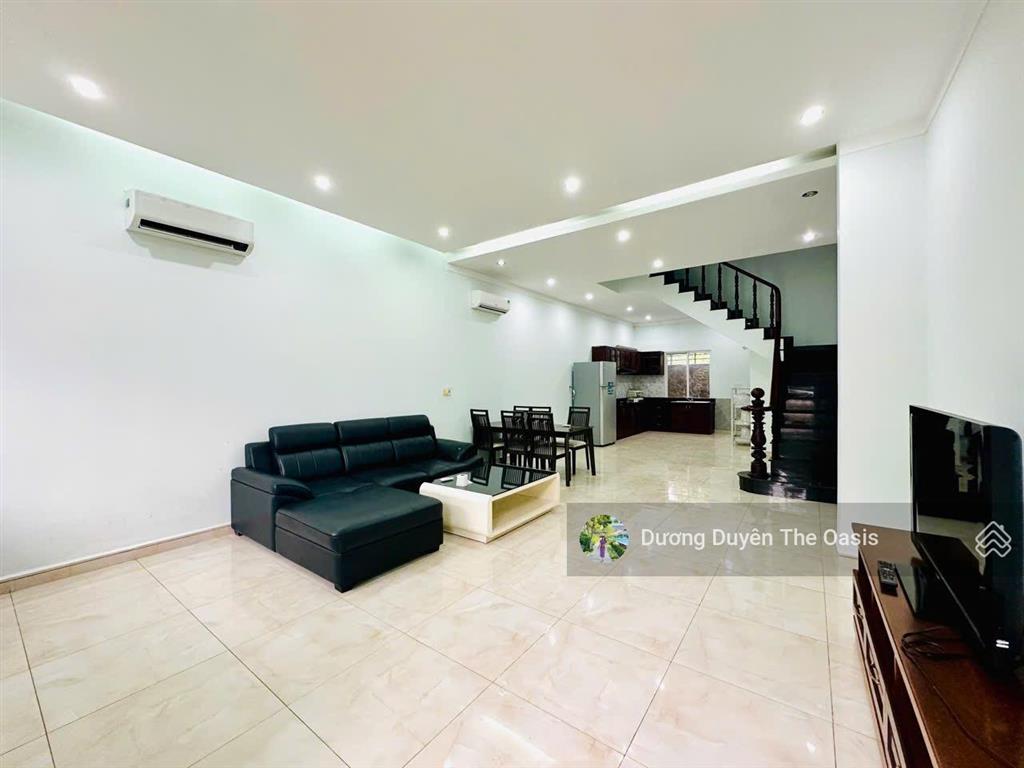 Cần tiền bán căn biệt thự 150m2 giá tốt nhất tại the oasis ngay aeon, sân golf sb. hđt 18tr/tháng
