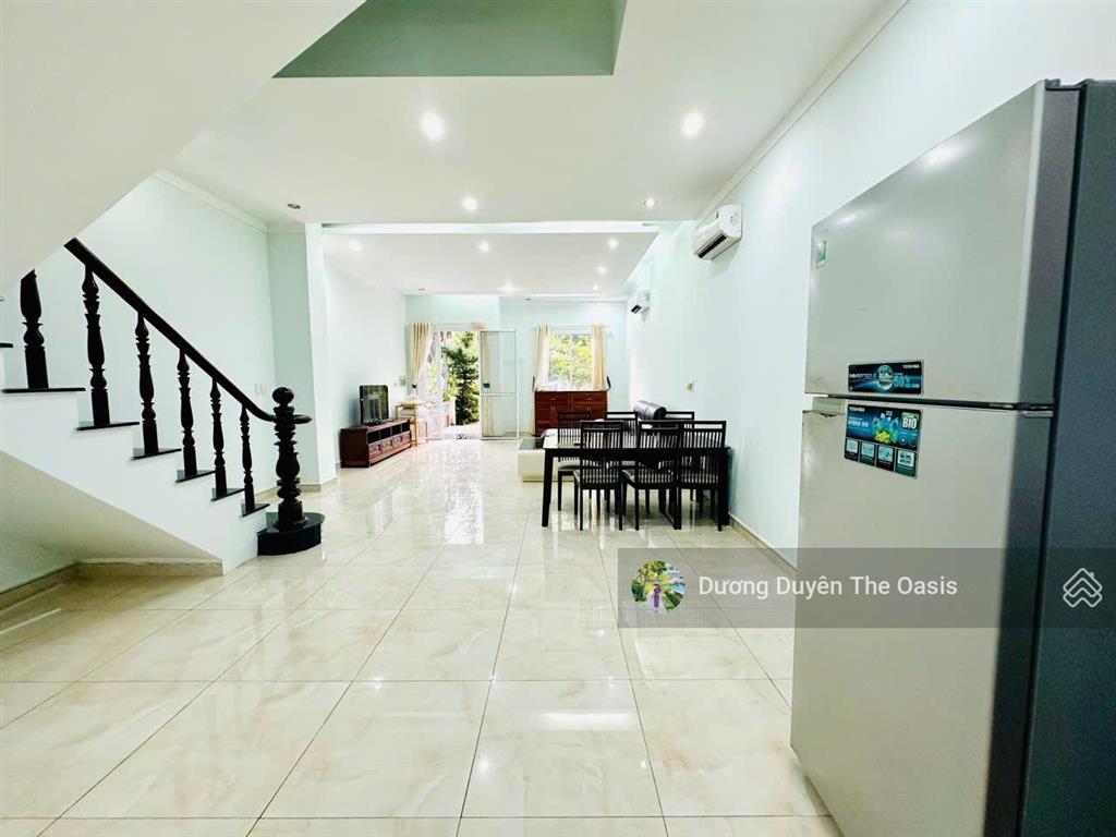 Cần tiền bán căn biệt thự 150m2 giá tốt nhất tại the oasis ngay aeon, sân golf sb. hđt 18tr/tháng