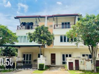 Chị gái gửi bán căn 6m nhà 1 trệt 2 lầu tại vườn thiên đàng 1. sổ sẵn giá tốt tt.  0975 362 ***.