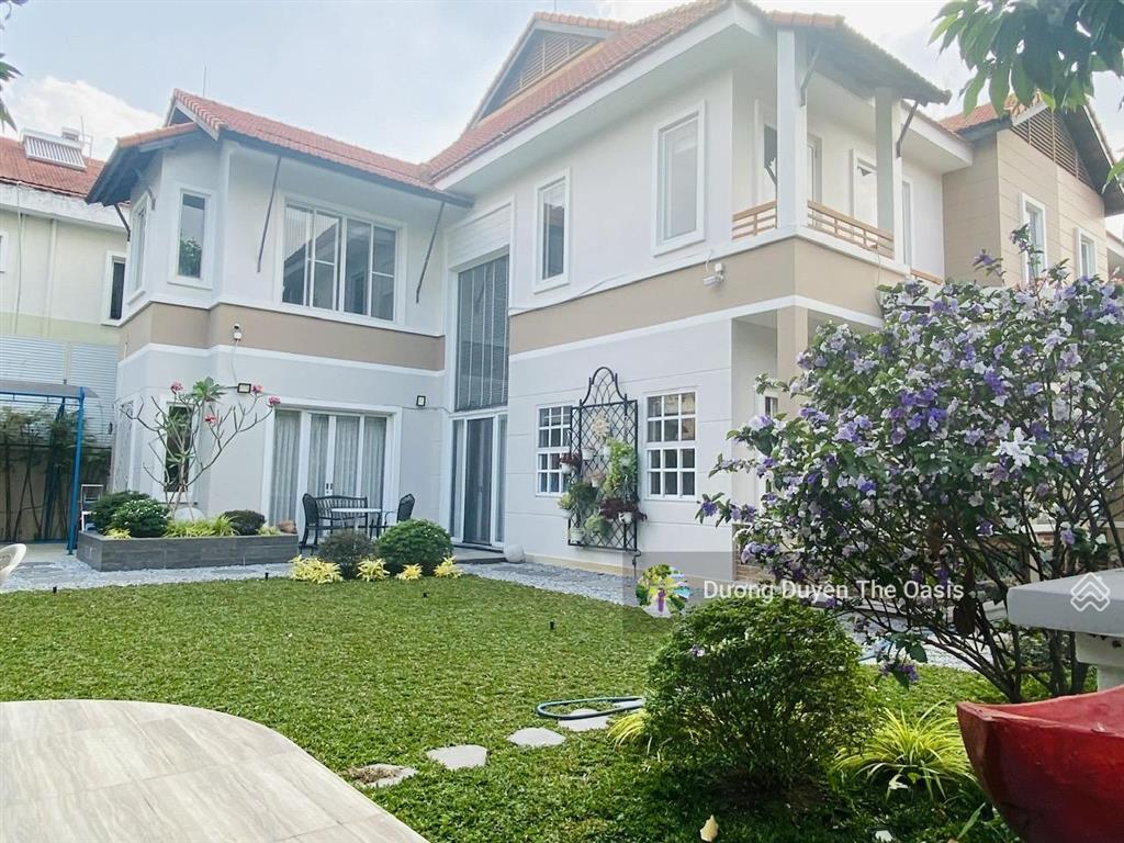 Cần bán căn biệt thự góc đẹp 384m2 tại làng chuyên gia the oasis. cạnh aeon sân gôn sb. 0975 362 ***