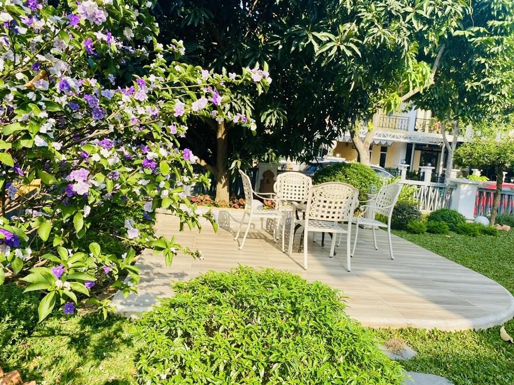 Cần bán căn biệt thự góc đẹp 384m2 tại làng chuyên gia the oasis. cạnh aeon sân gôn sb. 0975 362 ***