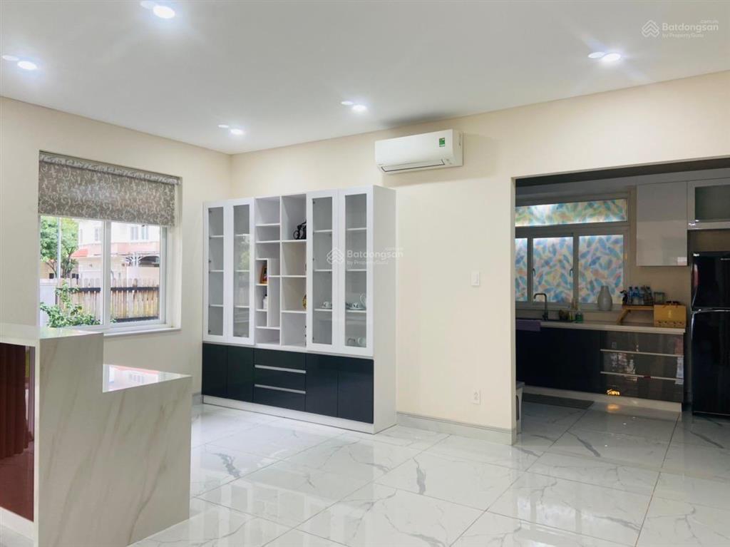 Bán căn biệt thự góc nổi bật 470m2 công viên làng chuyên gia the oasis. cạnh aeon, sân gôn sông bé